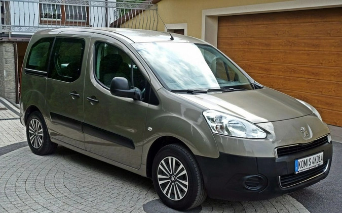 Peugeot Partner cena 25900 przebieg: 215000, rok produkcji 2013 z Pieńsk małe 121